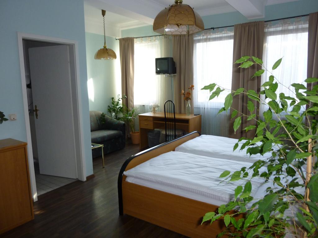 Achathotel Zum Schwan Idar-Oberstein Quarto foto